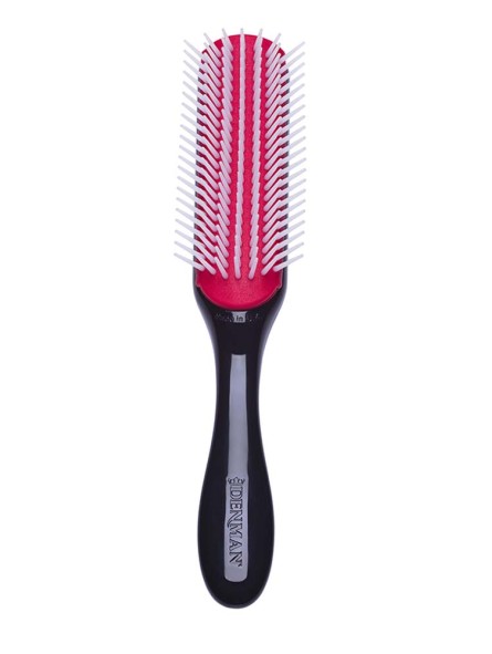 Ce modèle emblématique comporte 7 rangs de picots nylon et un coussin en caoutchouc antistatique, ce qui offre une adhérence et un contrôle maximum pendant le séchage pour lisser et modeler les cheveux